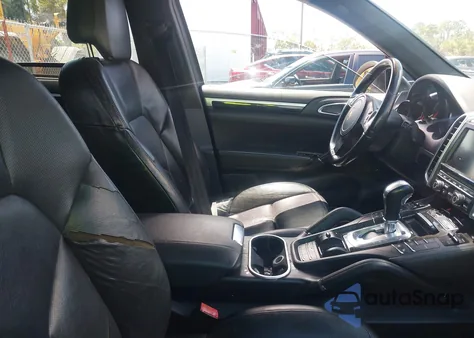 2012 Porsche Cayenne из США, поврежденный, VIN WP1AA2A21CLA02418